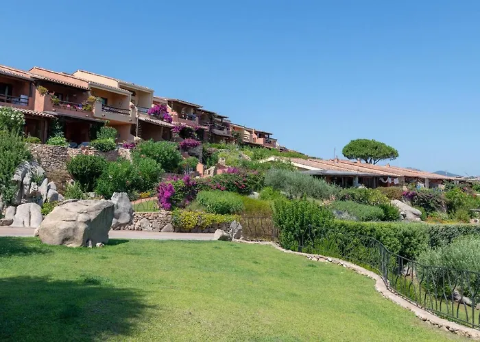 Baia De Bahas Residence
