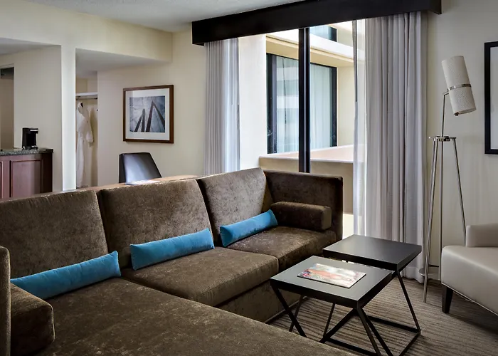 Beach hotel: Houston Marriott Westchase