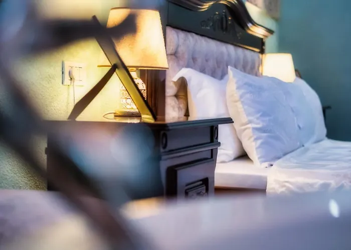 Design hotel Jmr Royal -Luxury Rooms & Private Sauna