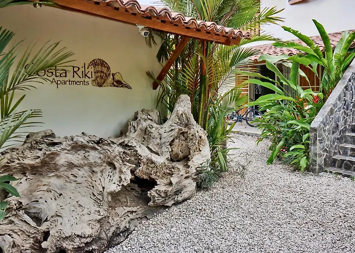 Costa Riki Apartments