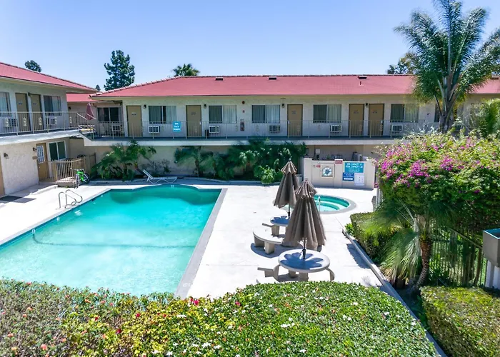 Beach Hotels California Suites