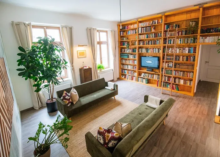 Theleaf - Design Apartment & Cafe