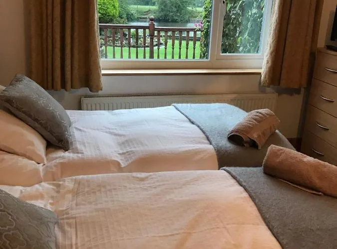Merok Lodge
