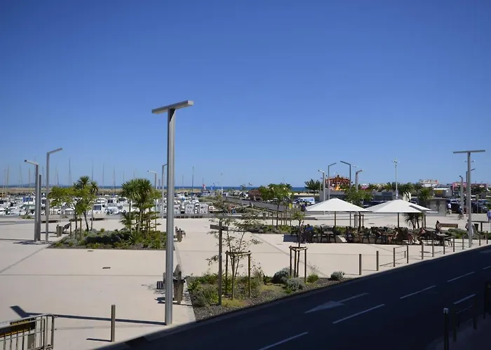 Studio Vue Port Et Mer