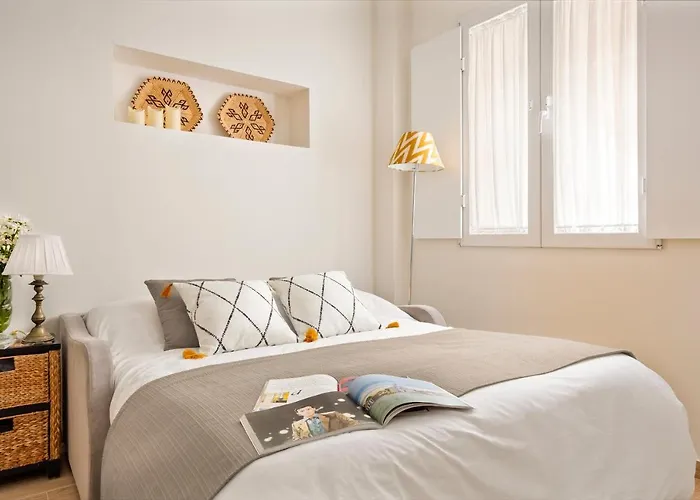 Azafran Suites