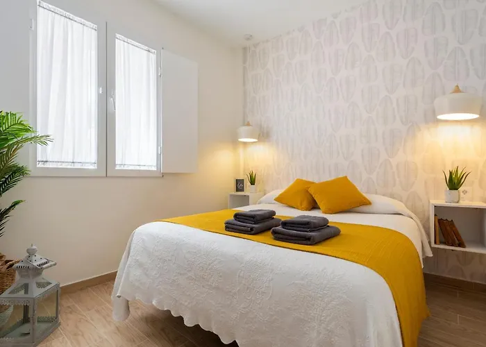 Azafran Suites