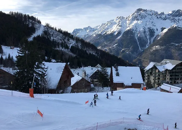 *New* Bellevue D'Oz Ski In Ski Out Luxury Apartment