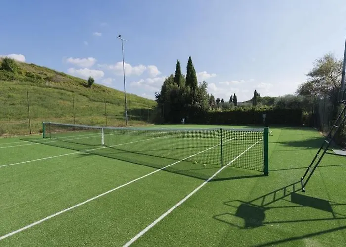 2-Br 1 Bath Abode With 2 Ac Units In The Chianti Hills!