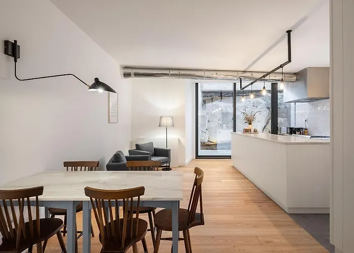 Loja Sr Costa by Casas com Estória Boutique Houses