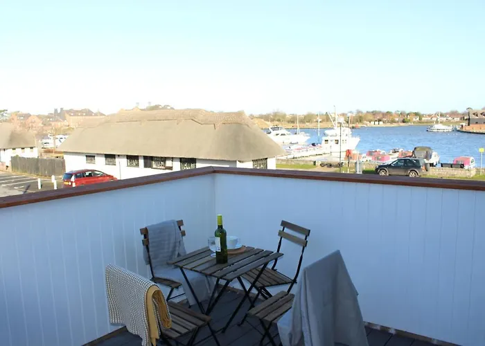 Swan View, Oulton Broad