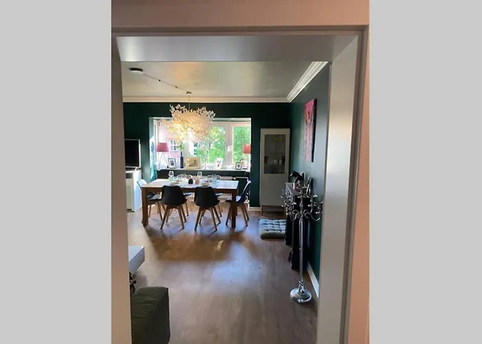 Foerdestyle, Stilvolle Wohnung In Zentraler Lage