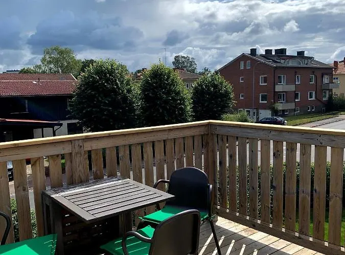 2 Rum Och Koek Pa Faerjestad