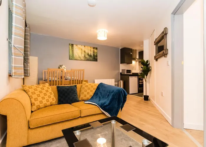 Newton Apartment Nr Wigan Hospital