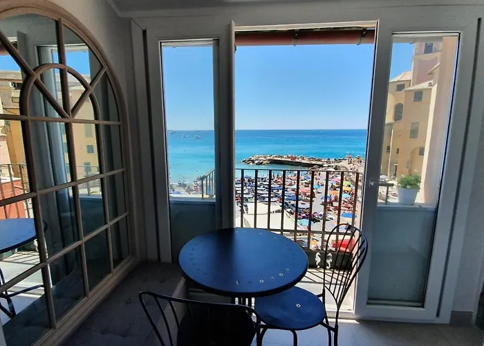 Best Flat Beachfront Camogli