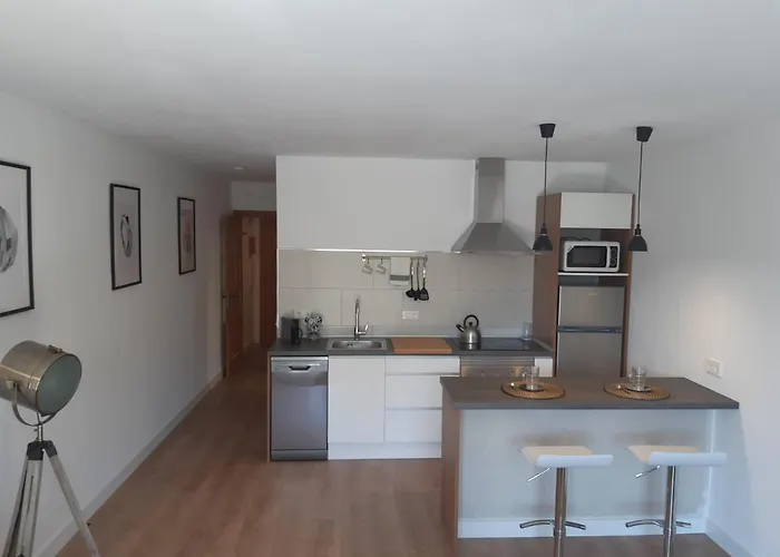 Moderno Apartamento Con Vista A La Montana