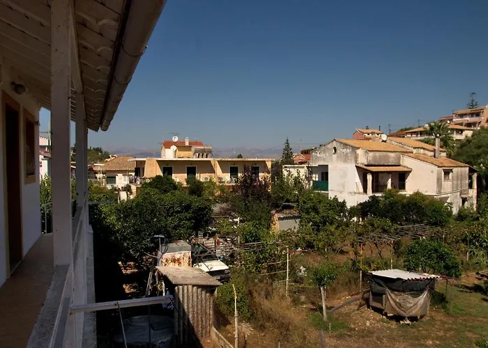 Nicola'S Apartments