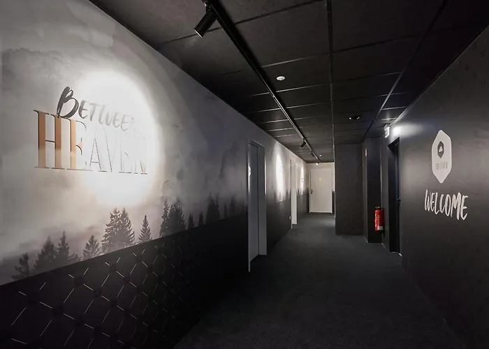 The Cloud Suite Apartments