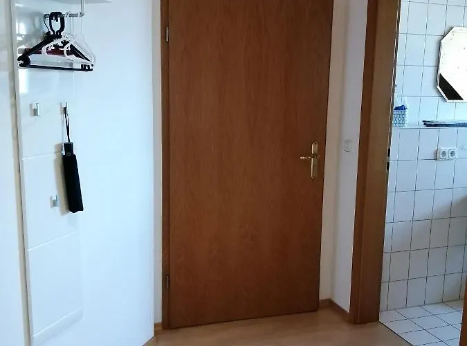 Schoene Wohnung In Deggendorf Fuer 1 Bis 5 Personen