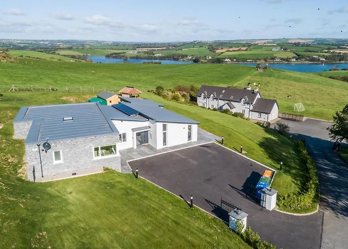 River Views,Kinsale, Hosted By Exquisite Holiday Homes, Sleeps 26