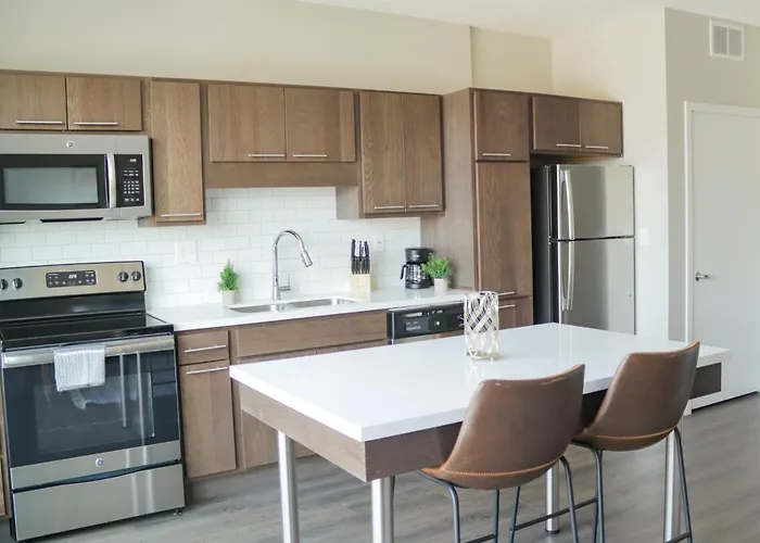 Sleepover Premier Downtown Des Moines Apartments