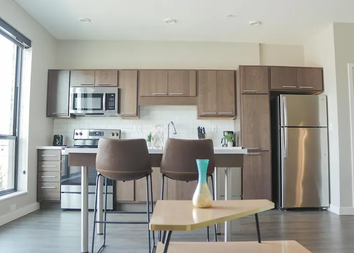 Sleepover Premier Downtown Des Moines Apartments