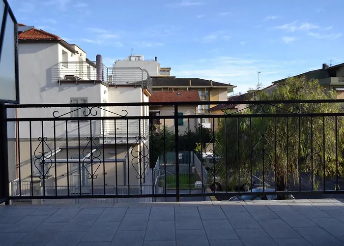 Happy House Diano Marina
