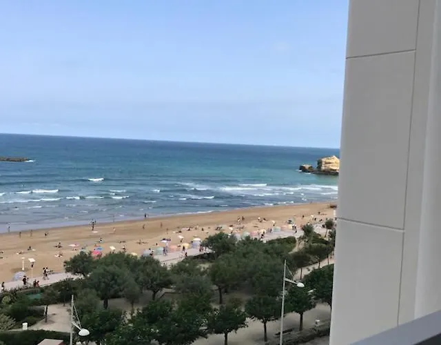 Biarritz Victoria Surf