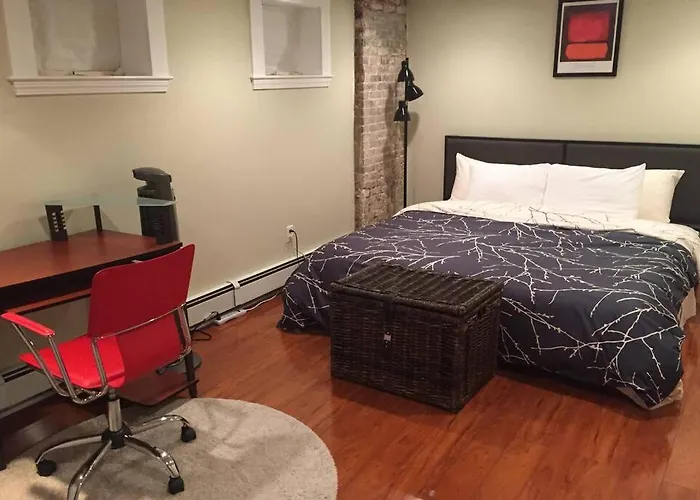 Parking - Private Entrance - King Beds