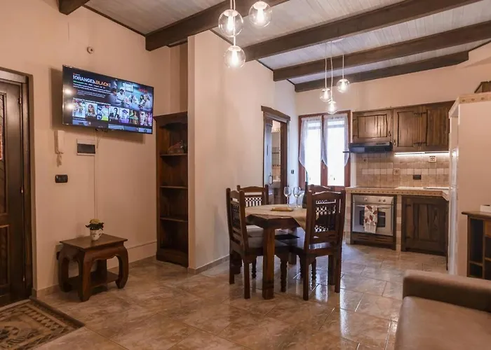 Miguel House