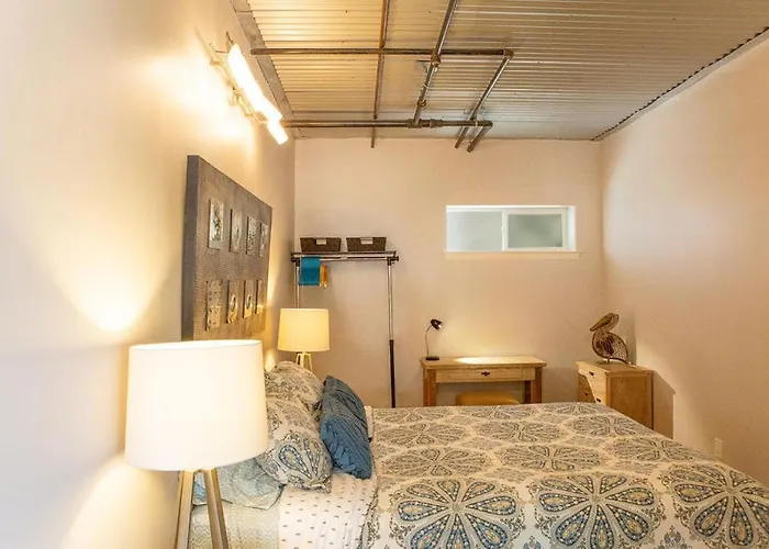 90 San Luis Street Unit B