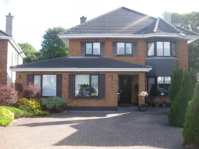 Villa: Corrib View Guesthouse H91Rr72