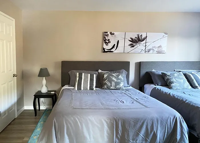 Apartment At Floras Lake Getaway