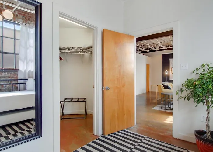 Luxury Arts District Apartments