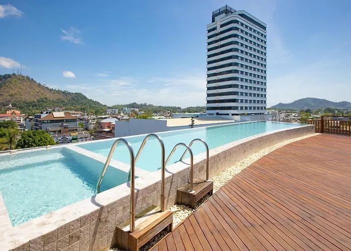 Central hotel: Ecoloft Hotel - Sha Plus