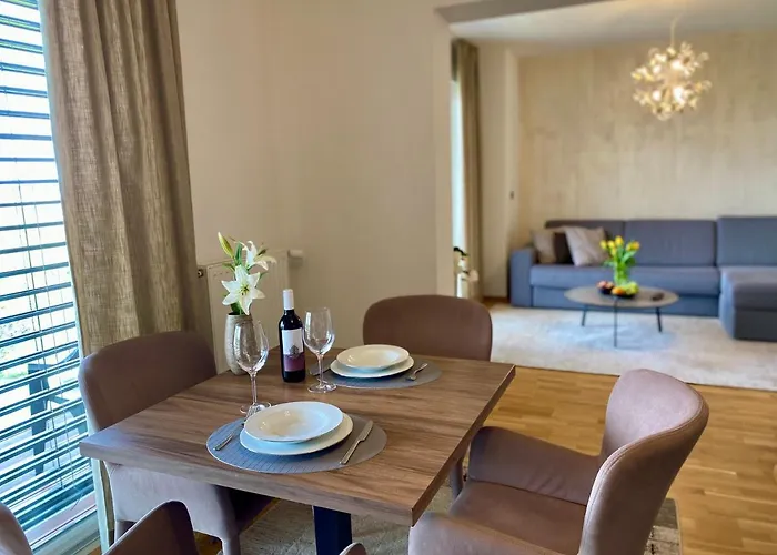 Casa Luxe