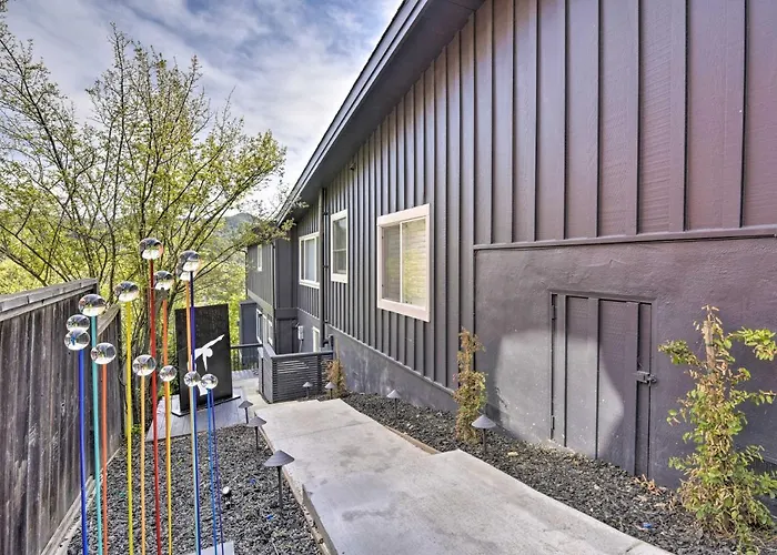 Designer Apartment < 1 Mile To Downtown San Rafael