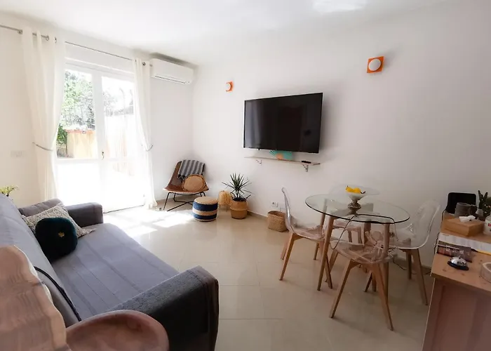 Vicky'S Homestay Sanremo - C. Citra 008055-Lt-1257
