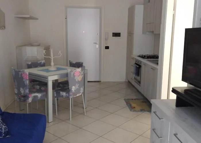Elegantemare Apartment