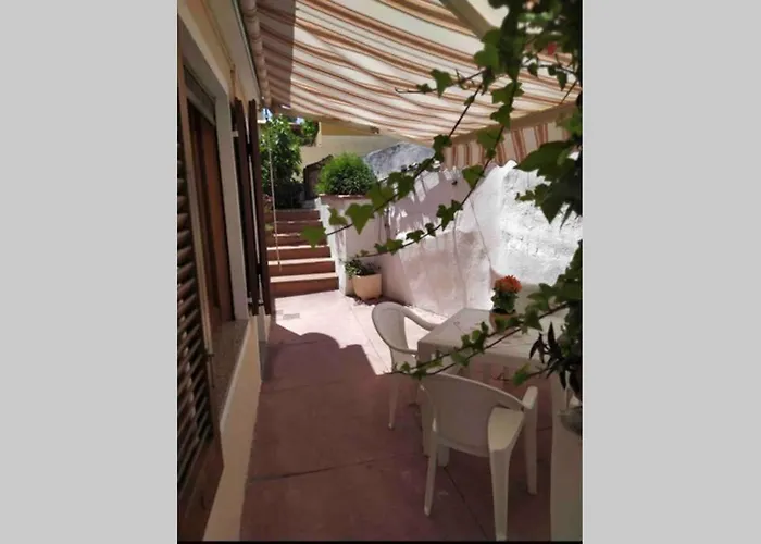 Casa Maddalenina Con Giardino, Vicino Al Mare!