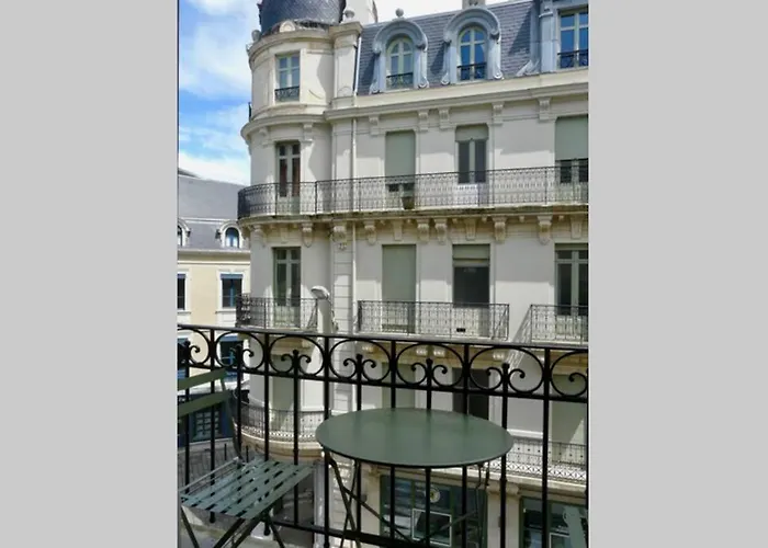 Magnolia : Superbe Deux-Pieces Quartier Du Chateau