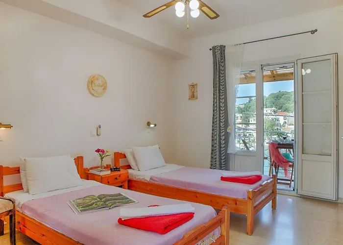 Manessis Apartments Kassiopi Bay Corfu