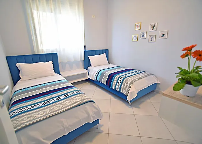 Sunrise Suites