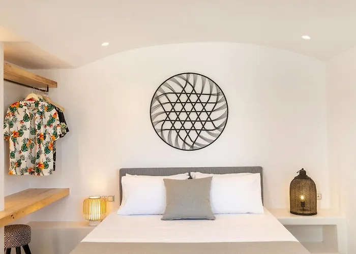 Naxos Downtown Apartments & Suites