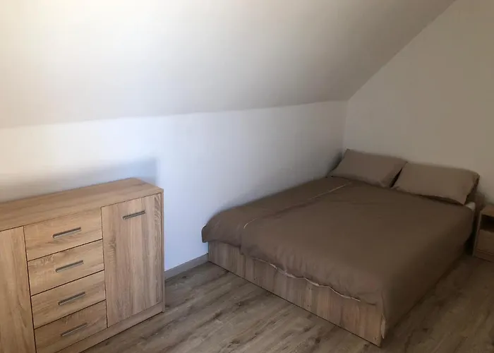Pupos Apartman Szigliget