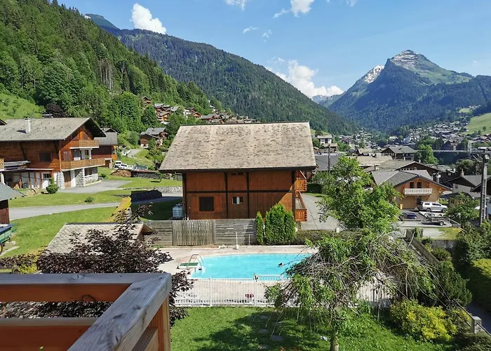 Residence Julianna , Trajets Remontees Mecaniques , Livraison Viennoiseries, Piscine Couverte