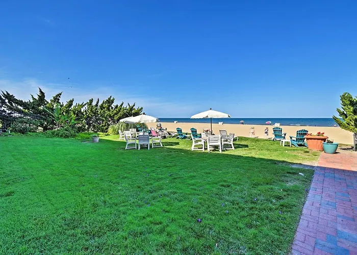 Oceanfront Resort Studio On Virginia Beach!