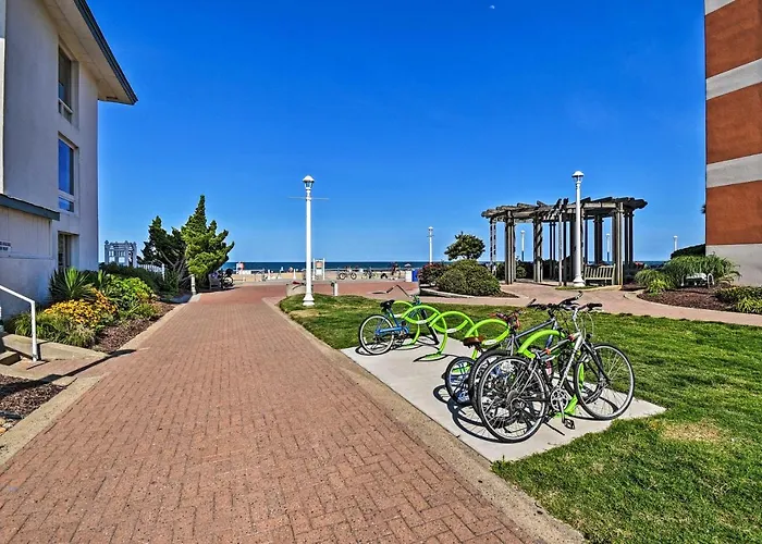 Oceanfront Resort Studio On Virginia Beach!