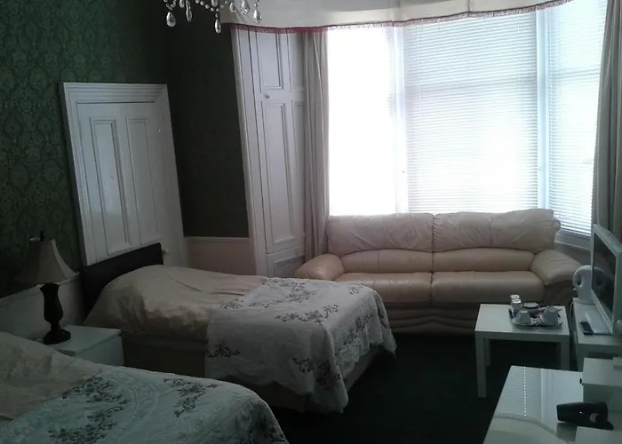 Pension Guide Capital Guest House