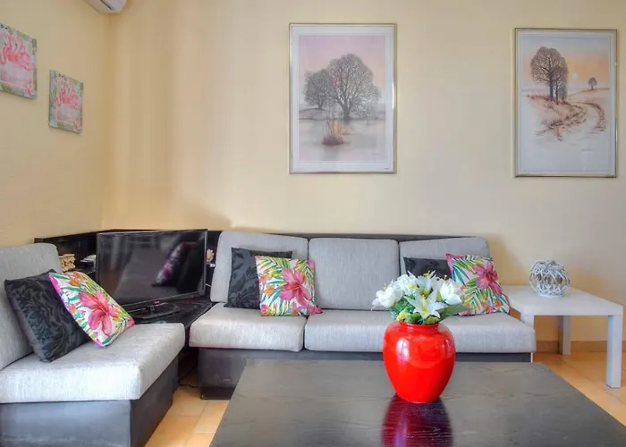 Sea View Maisonette Glyfada Beach