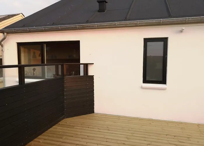 Lokken City Apartment